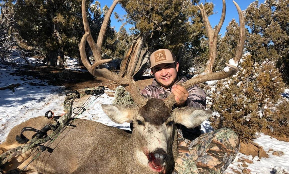 New Mexico archery private ranch mule deer buck