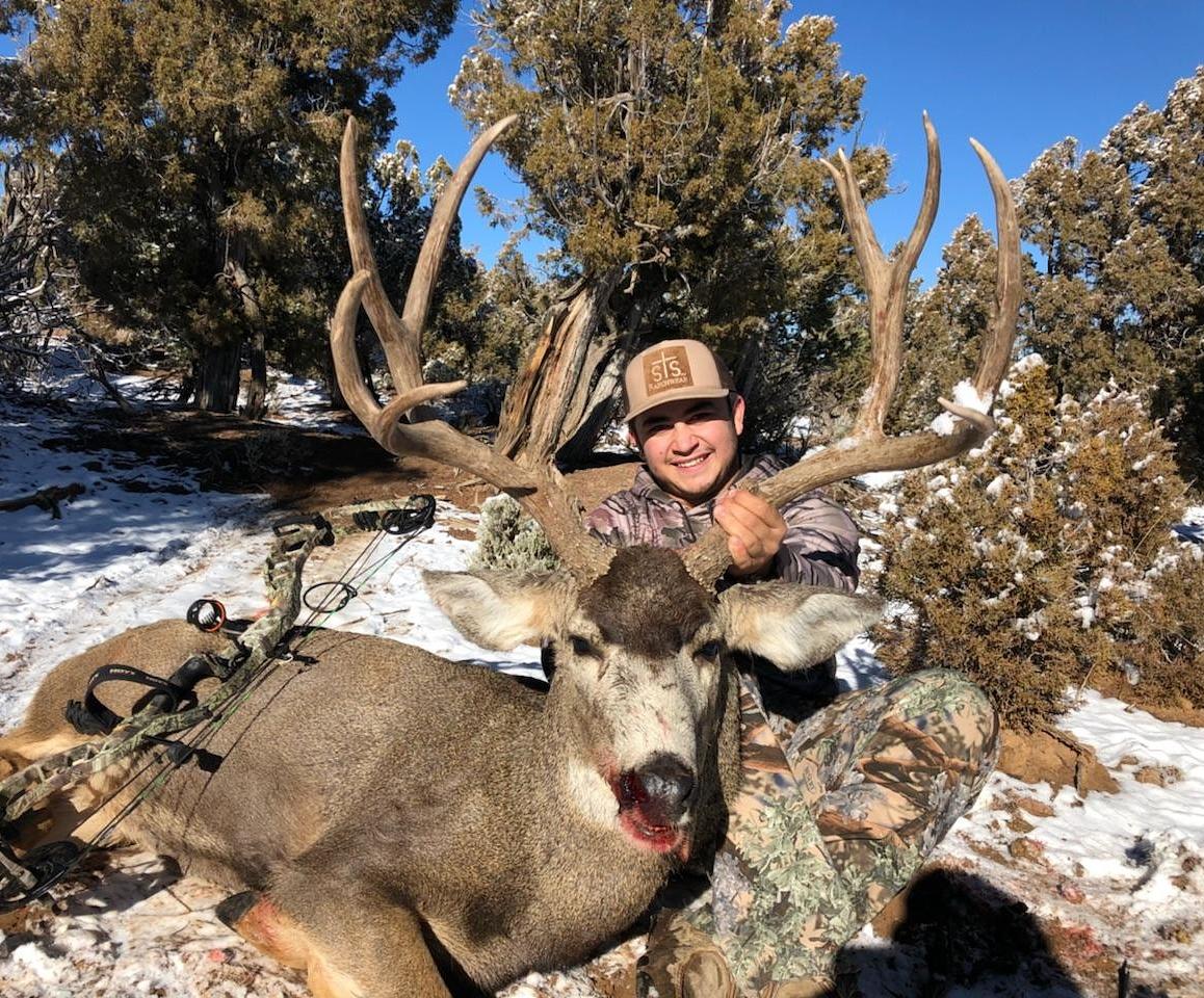 New Mexico archery private ranch mule deer buck